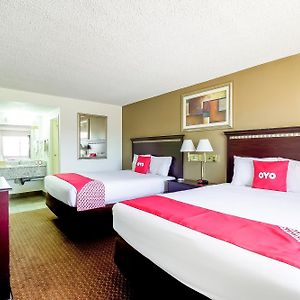 Queen Room Two Queen Beds